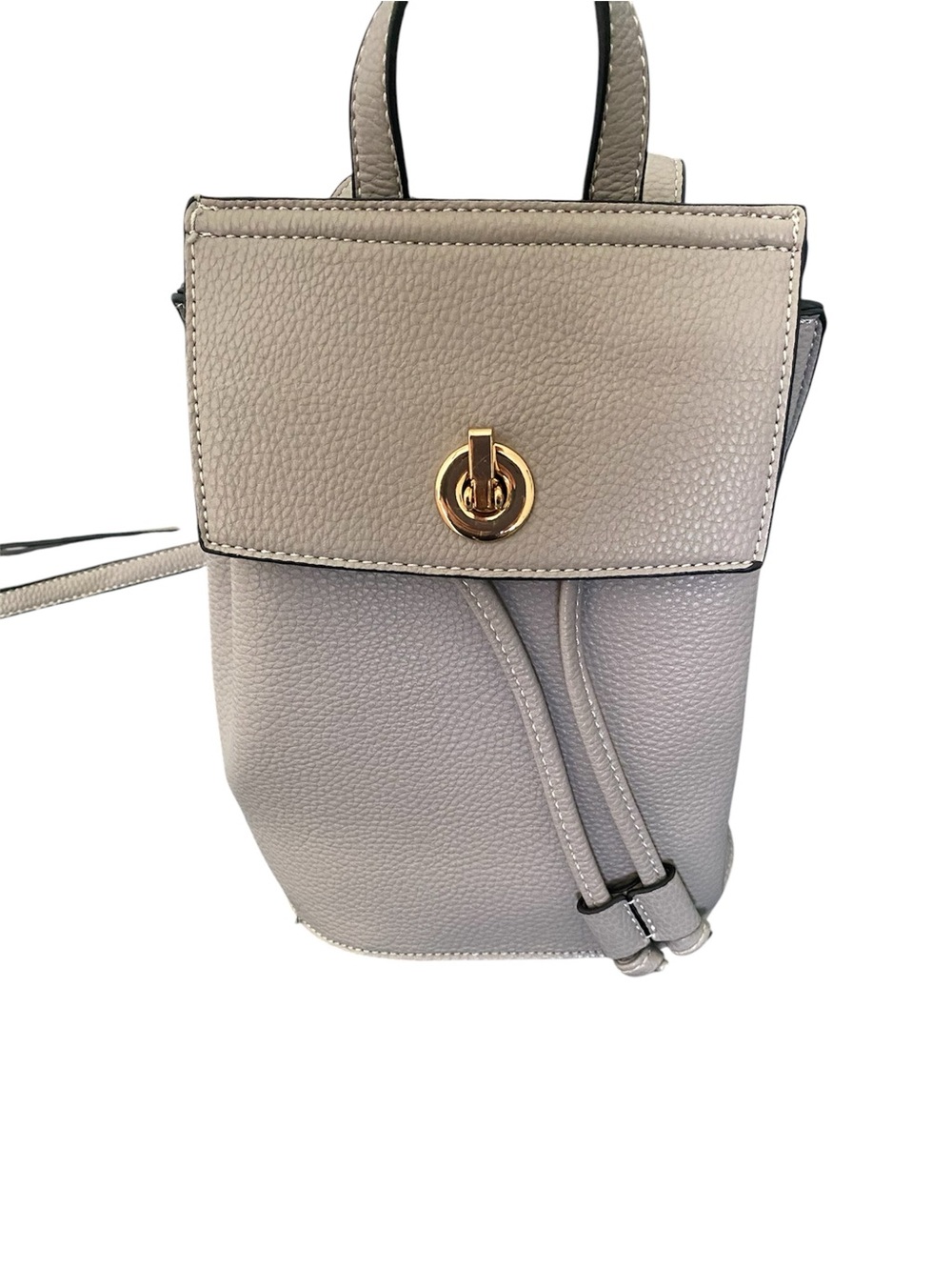 Grey Crossbody bag / backpack in pebbled faux leather - amazing looking bag